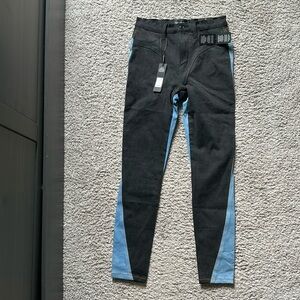 Black and blue FashanNova size 7 jeans. Perfect condition—still has tags.